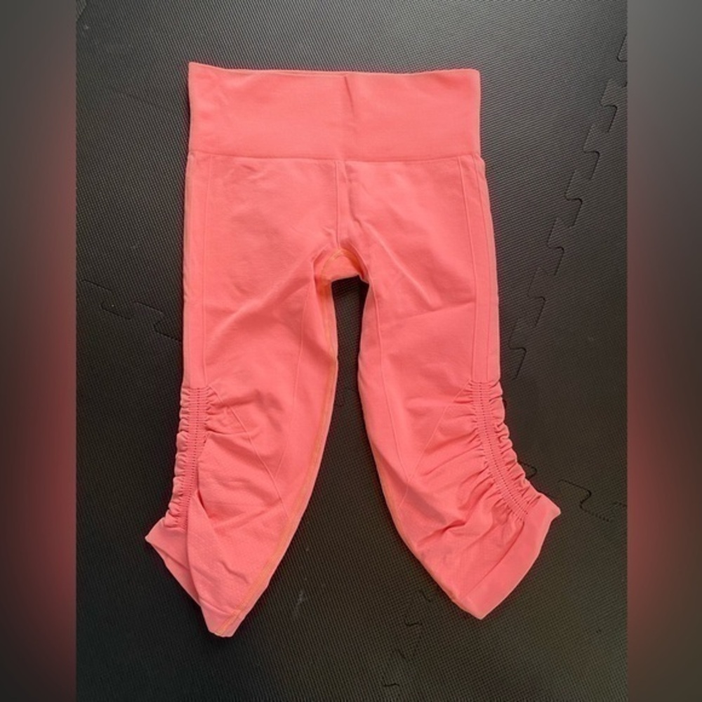 Lululemon athletic leggings. Size 6